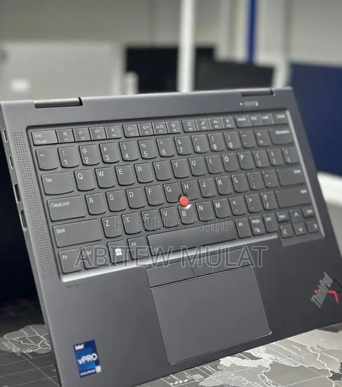 New Laptop Lenovo ThinkPad X1 Yoga 16GB Intel Core i7 SSD 512GB