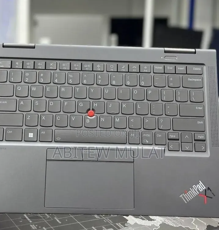 New Laptop Lenovo ThinkPad X1 Yoga 16GB Intel Core i7 SSD 512GB