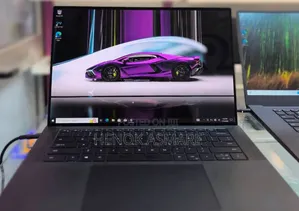 New Laptop Dell XPS 15 16GB Intel Core i7 SSD 512GB