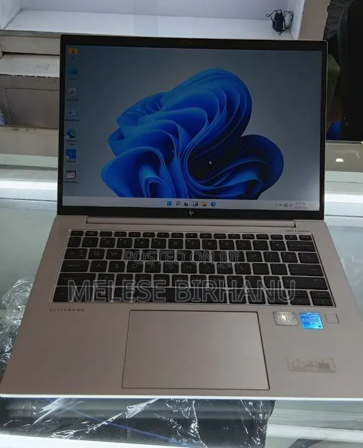 New Laptop HP EliteBook 840 G9 16GB Intel Core i5 SSD 512GB