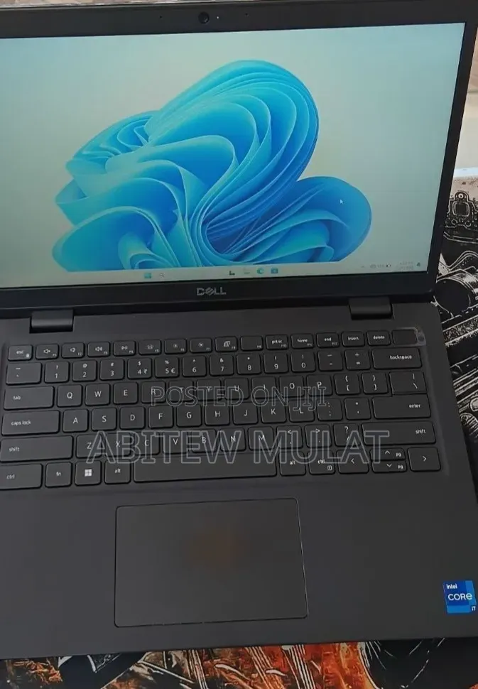 New Laptop Dell Inspiron 14 3420 16GB Intel Core i7 SSD 512GB