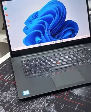 New Laptop Lenovo ThinkPad X1 16GB Intel Core i7 SSD 512GB