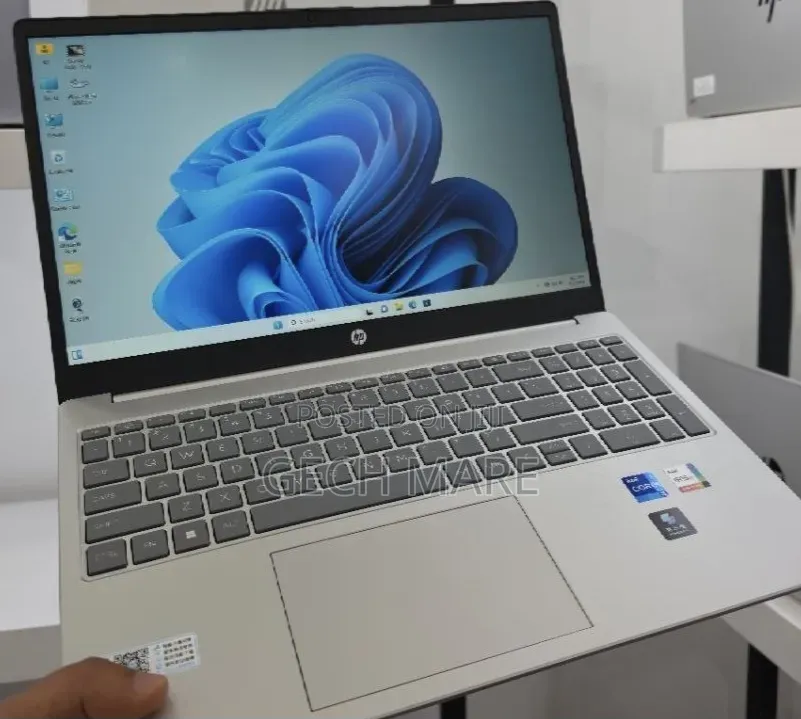 New Laptop HP Stream Notebook 16GB Intel Core i7 SSD 512GB