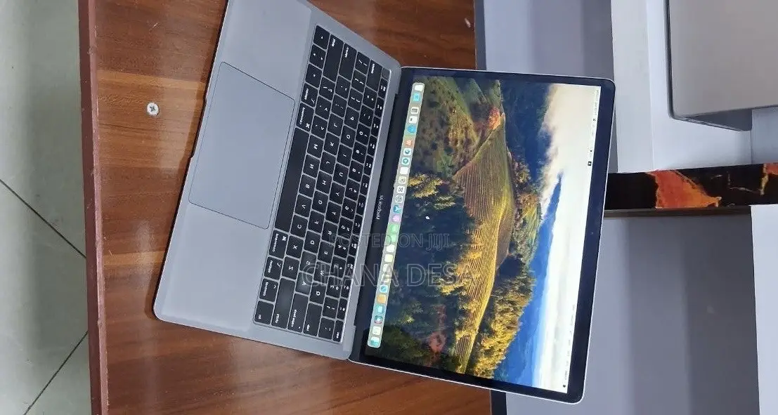 New Laptop Apple MacBook Air 2009 8GB Intel Core i5 SSD 128GB