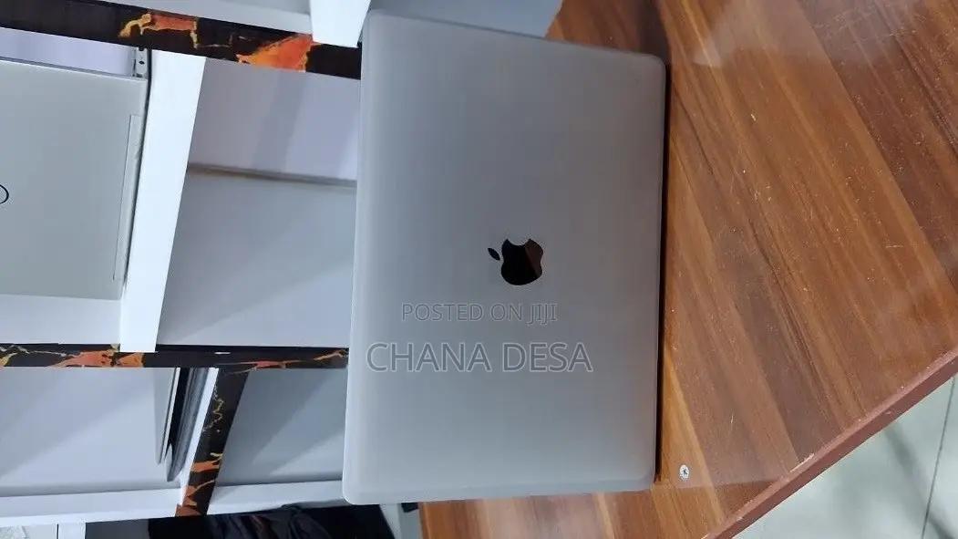 New Laptop Apple MacBook Air 2009 8GB Intel Core i5 SSD 128GB