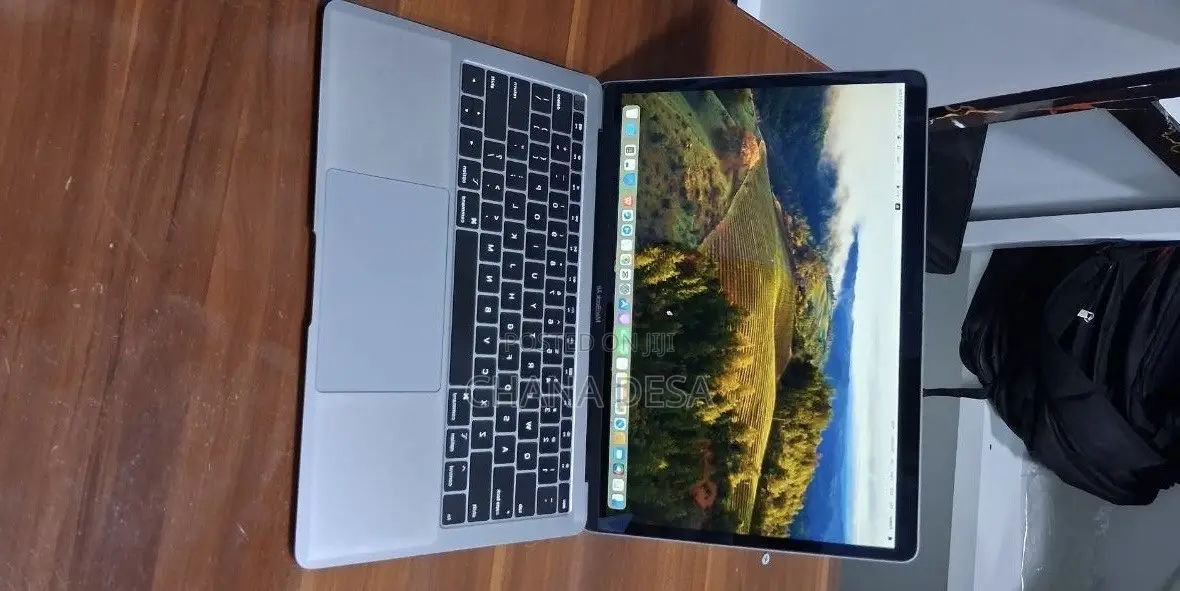 New Laptop Apple MacBook Air 2009 8GB Intel Core i5 SSD 128GB