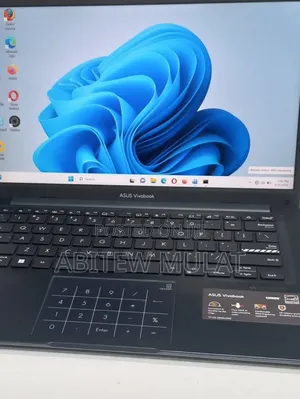 New Laptop Asus Vivobook 14 16GB Intel Core 5 SSD 512GB