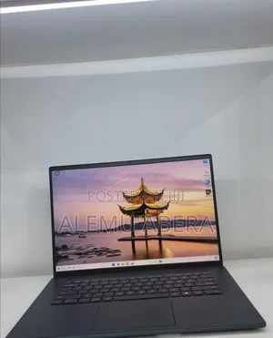 New Laptop Dell Inspiron 15 16GB Intel Core i7 SSD 512GB