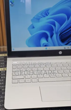 New Laptop HP Pavilion 15 8GB Intel Core i5 SSD 1T