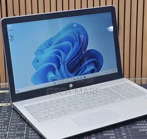 New Laptop HP Pavilion 15 8GB Intel Core i5 SSD 1T