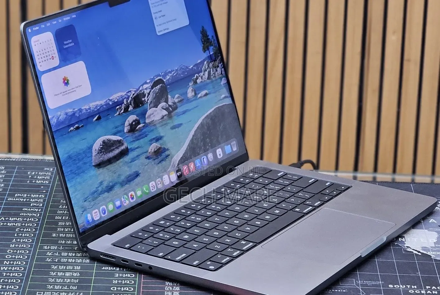 New Laptop Apple MacBook Pro 2021 M1 16GB Apple M1 Pro SSD 512GB