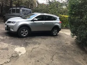 Toyota RAV4 2014