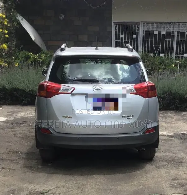Toyota RAV4 2014