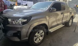 Toyota Hilux 2020