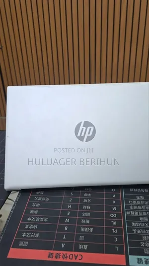 New Laptop HP Pavilion 13 8GB Intel Core i5 SSD 512GB