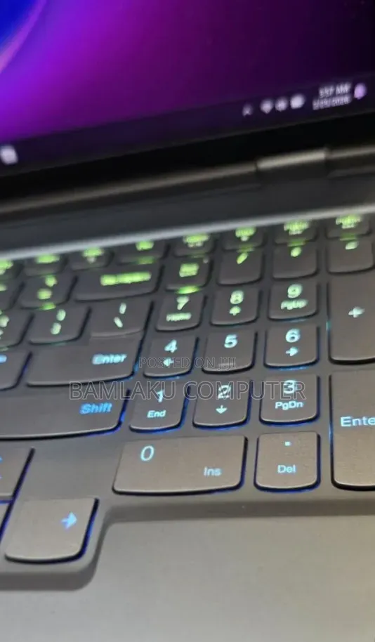New Laptop Lenovo Legion 9 32GB AMD Ryzen 9 SSD 1T