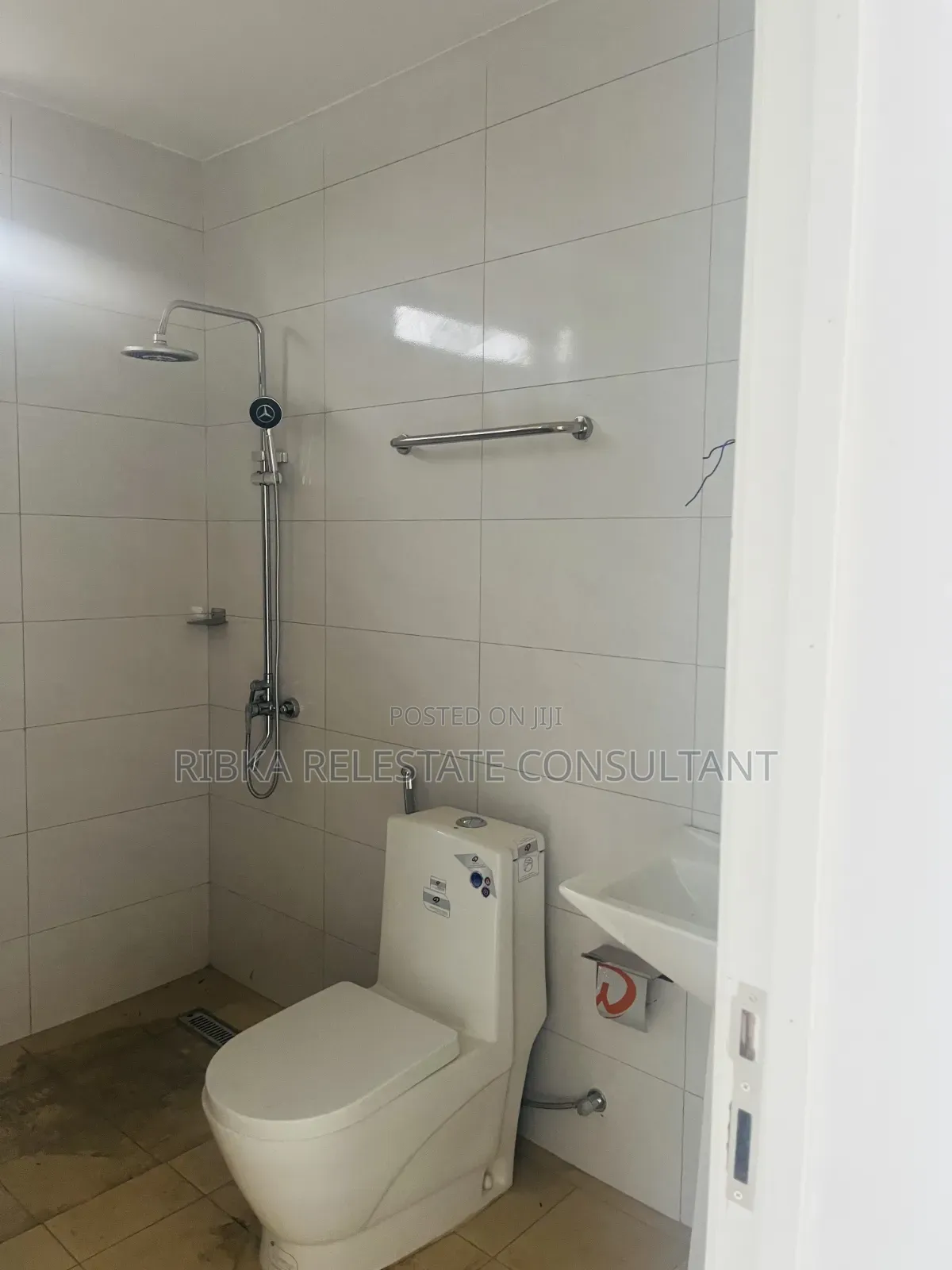 Furnished 2bdrm Apartment in Golagol, Bole for sale