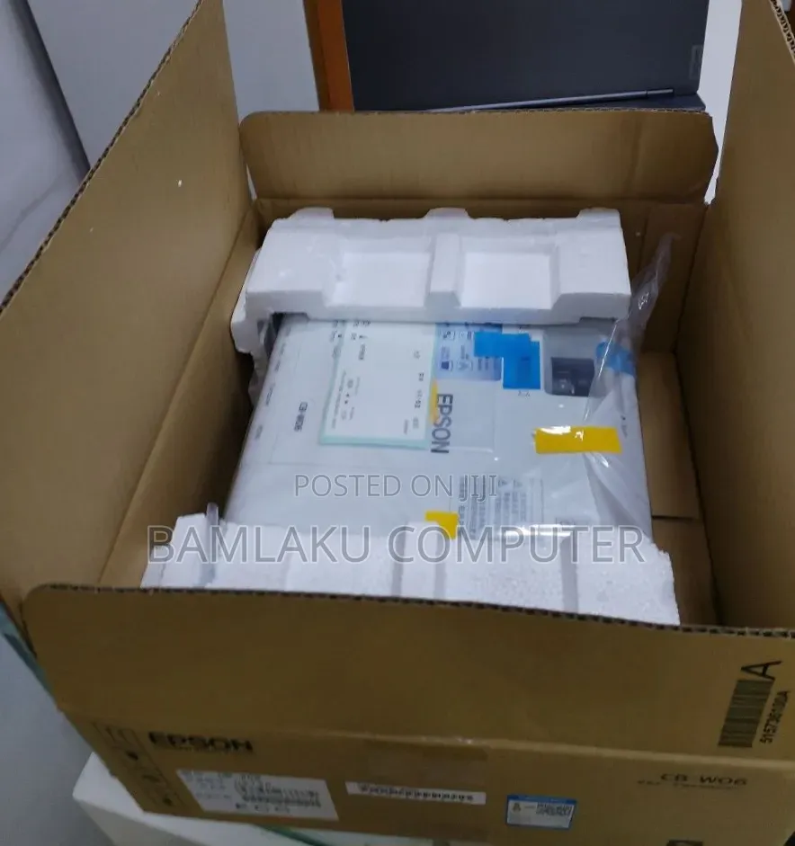 Brand New  EPSON Projector
Quantity 2PC 
Model Name:  CB -W06