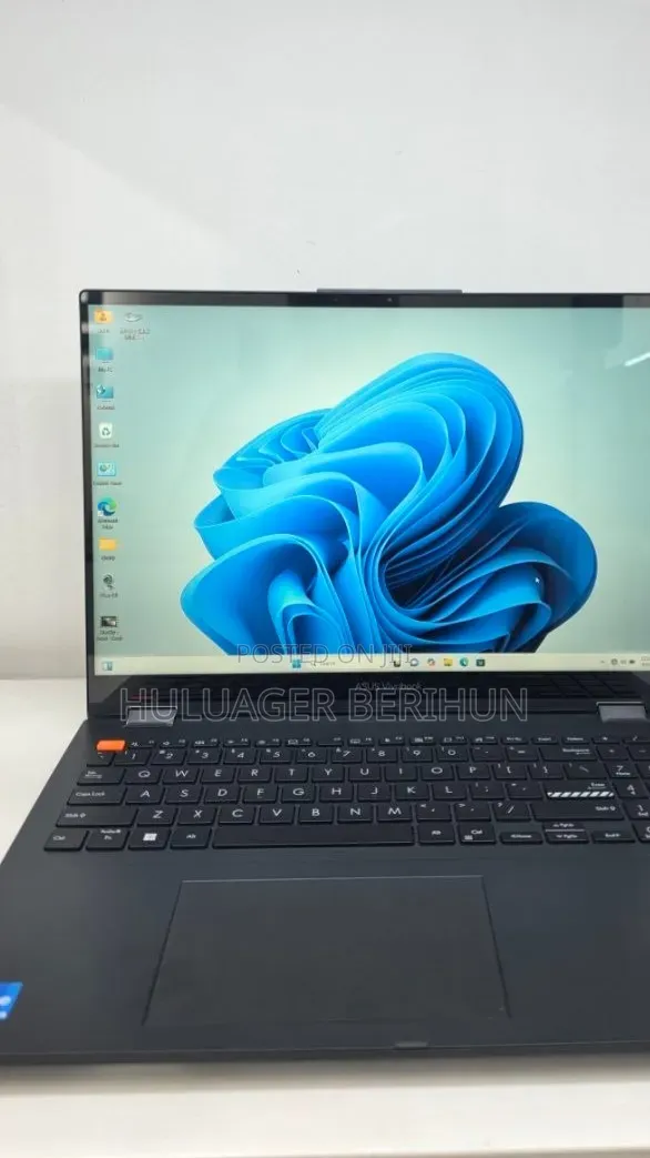 New Laptop Asus Vivobook 15 16GB Intel Core i5 SSD 512GB
