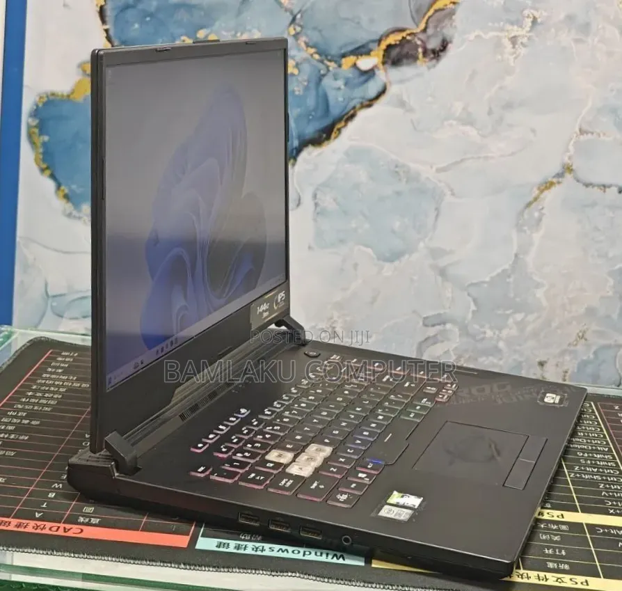 New Laptop Asus ROG Strix G15 16GB Intel Core i7 SSD 512GB