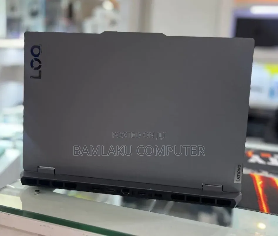 New Laptop Lenovo LOQ 15IRH8 16GB AMD Ryzen 5 SSD 512GB