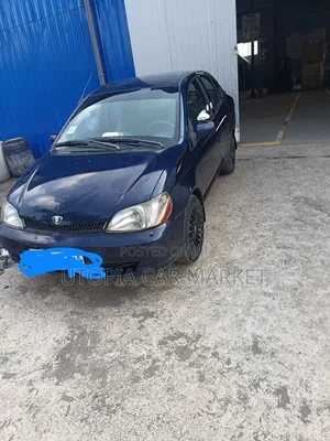 Toyota Platz 2001