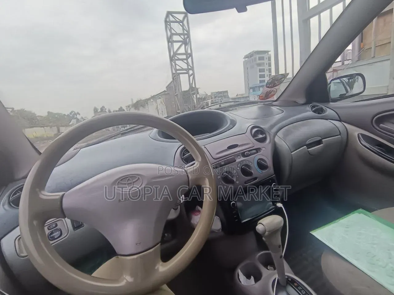 Toyota Platz 2001