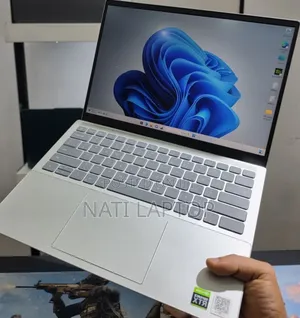 New Laptop Dell 16GB Intel Core i7 SSD 512GB