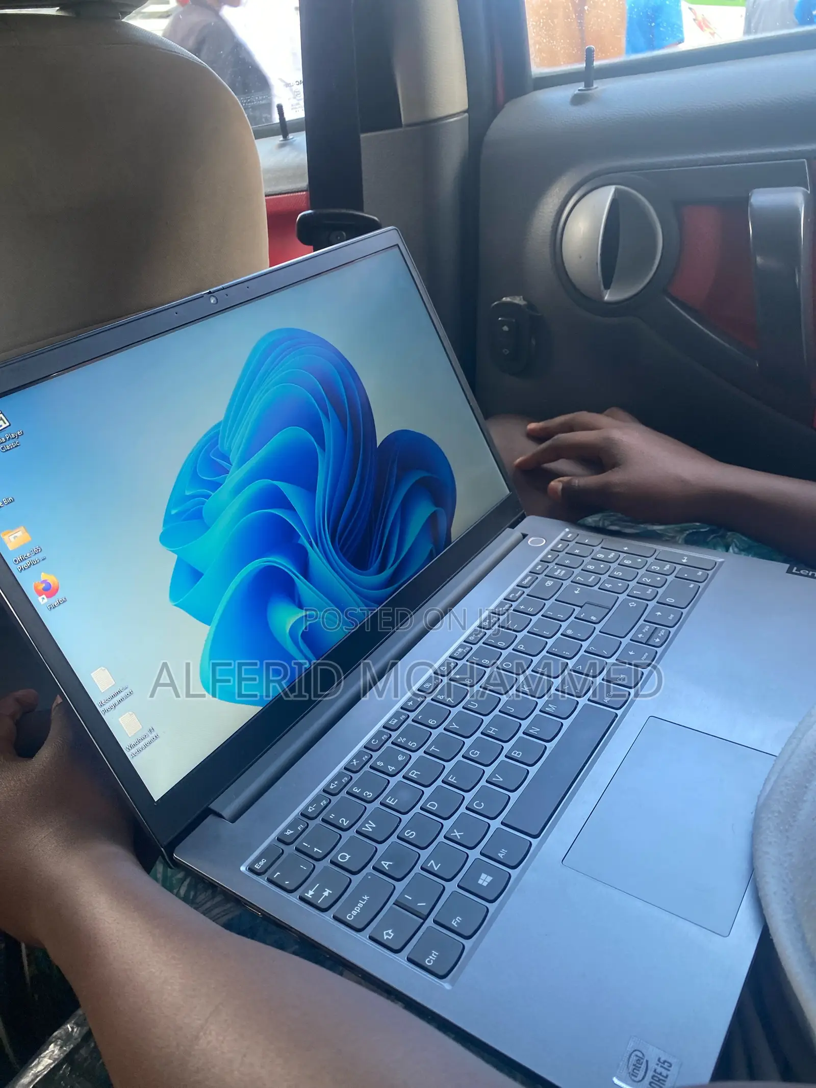 Laptop Lenovo Ideapad 3 20GB Intel Core i5 HDD+SSD 1.5T