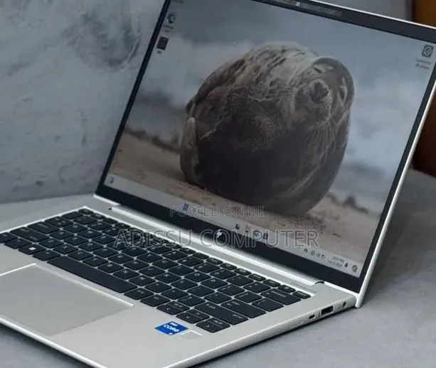 New Laptop HP EliteBook 840 G9 16GB Intel Core i7 SSD 512GB