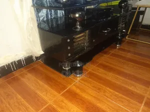 TV Stand With It Material