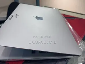 New Laptop Apple MacBook 8GB SSD 256GB