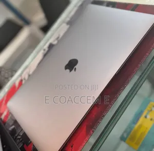 New Laptop Apple MacBook 8GB SSD 256GB