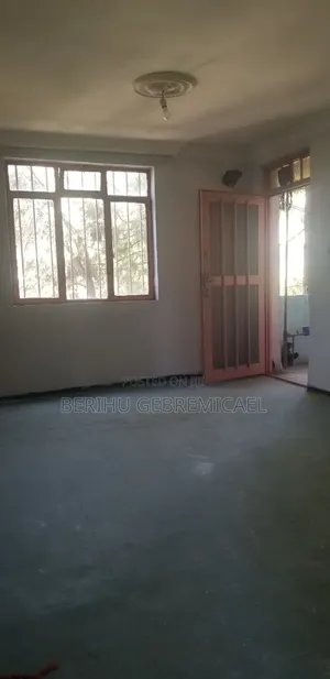 2bdrm Condo in ሲኤምሲ, Yeka for sale