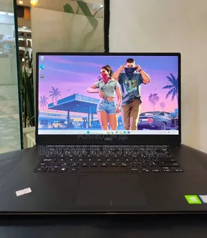New Laptop Dell XPS 15 7590 16GB Intel Core i7 SSD 512GB