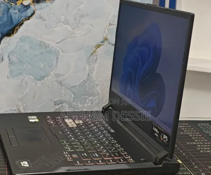 New Laptop Asus 16GB Intel Core i7 SSD 512GB