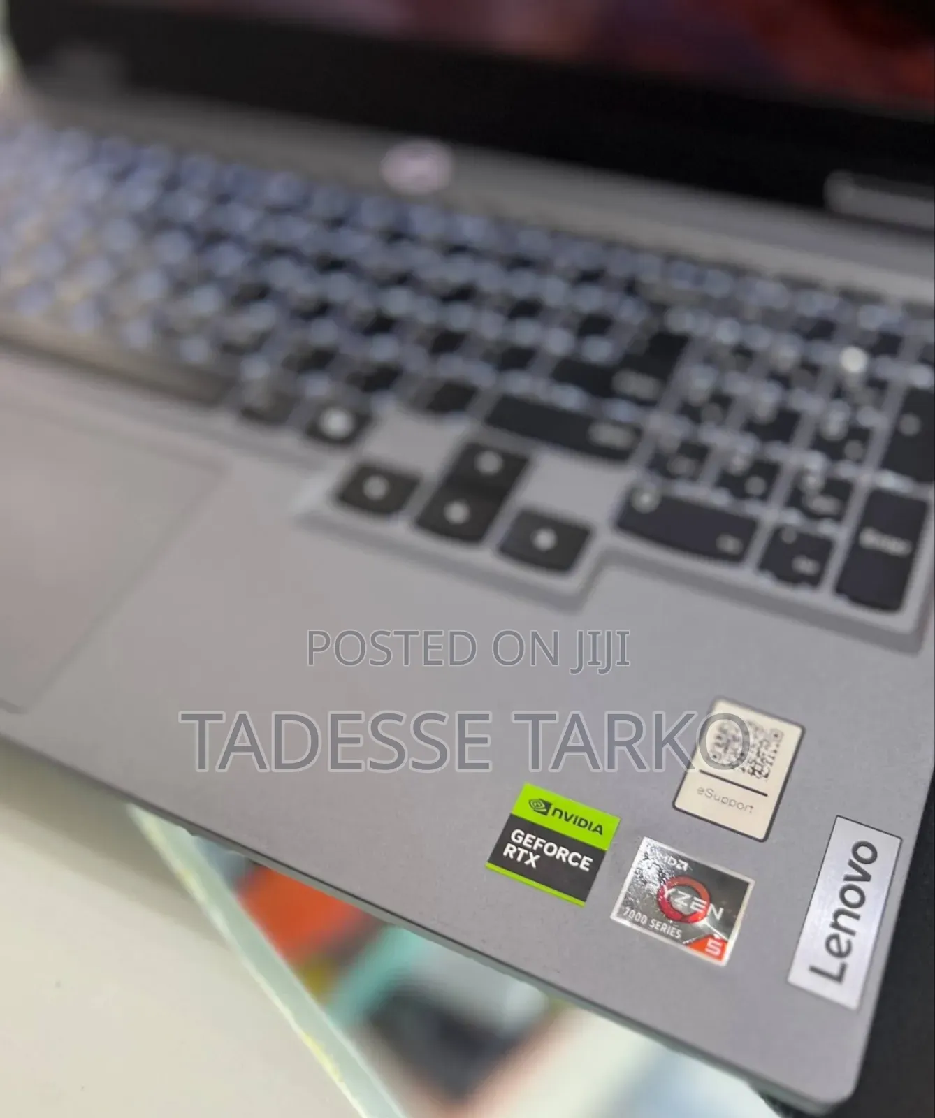 New Laptop Lenovo LOQ 15IRH8 16GB AMD Ryzen 5 SSD 512GB