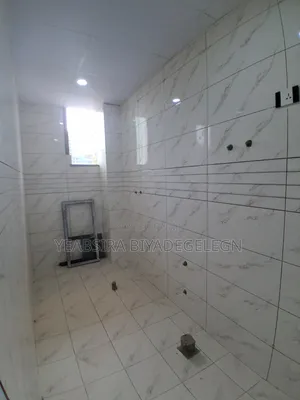 2bdrm Apartment in ላይፍ ታይም, Nifas Silk-Lafto for sale
