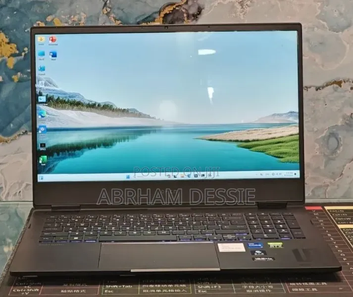 New Laptop HP 16GB Intel Core i7 SSD 512GB