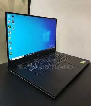 New Laptop Dell XPS 15 9570 16GB Intel Core i7 SSD 512GB