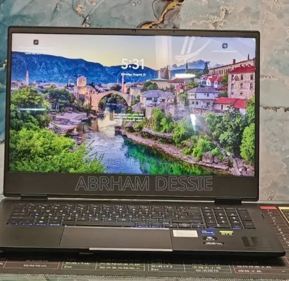 New Laptop HP 16GB Intel Core i7 SSD 512GB