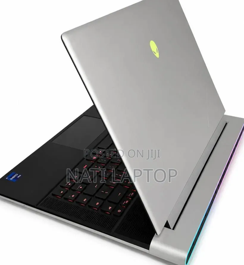 New Laptop Alienware X16 r1 32GB Intel Core i9 SSD 1T