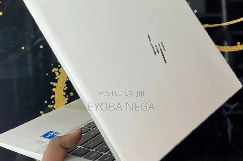 New Laptop HP EliteBook 840 G8 16GB Intel Core i5 SSD 512GB