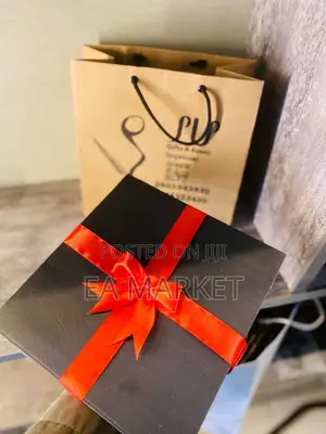 Gift Boxes / Gift Sets