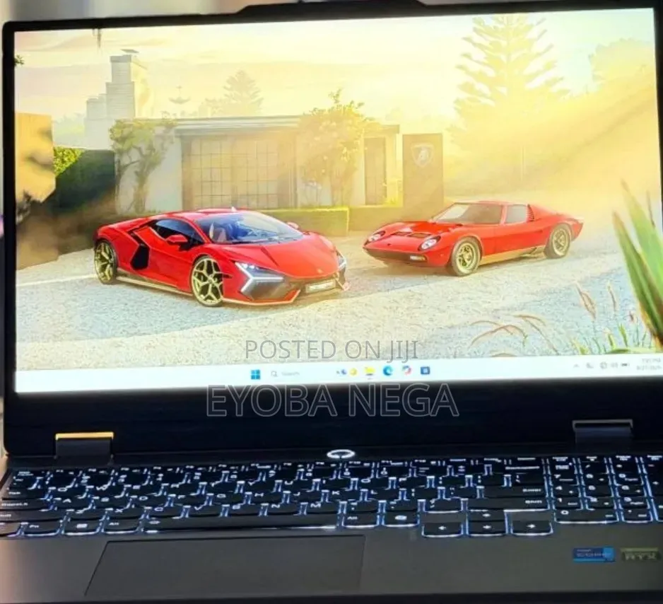 New Laptop Lenovo LOQ 15AHP10 16GB Intel Core i7 SSD 512GB