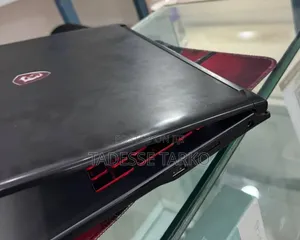 New Laptop MSI 16GB Intel Core i5 SSD 256GB