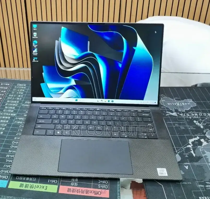 New Laptop Dell XPS 15 16GB Intel Core i7 SSD 512GB