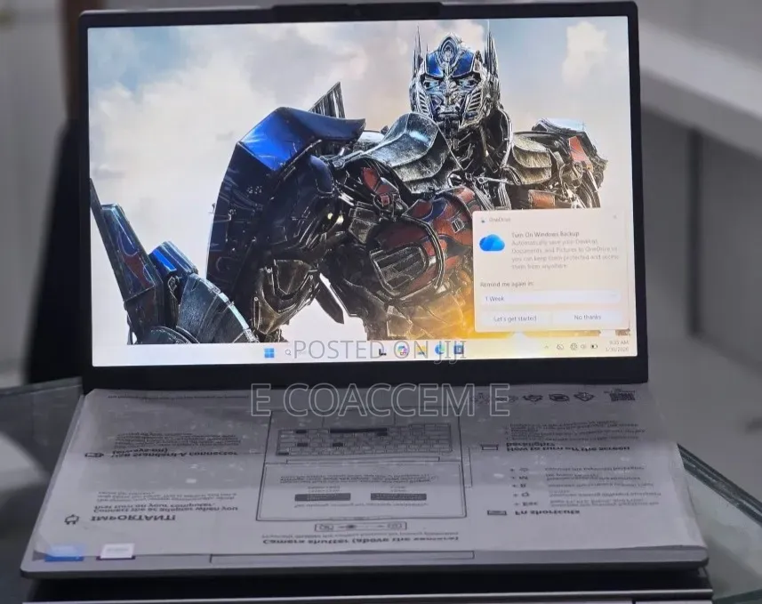 New Laptop Lenovo 16GB Intel Core Ultra 7 SSD 512GB