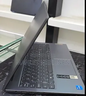 New Laptop Lenovo IdeaPad 120S 8GB Intel Core i5 SSD 512GB