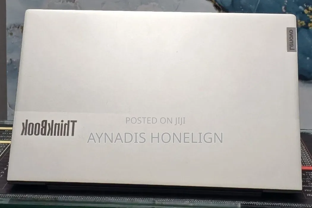 New Laptop Lenovo ThinkBook 13 8GB Intel Core i5 SSD 512GB
